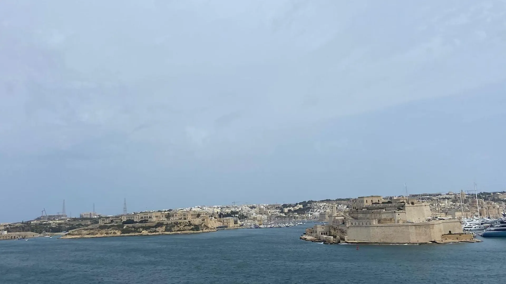 Apartment Stylish Seaview Valletta House