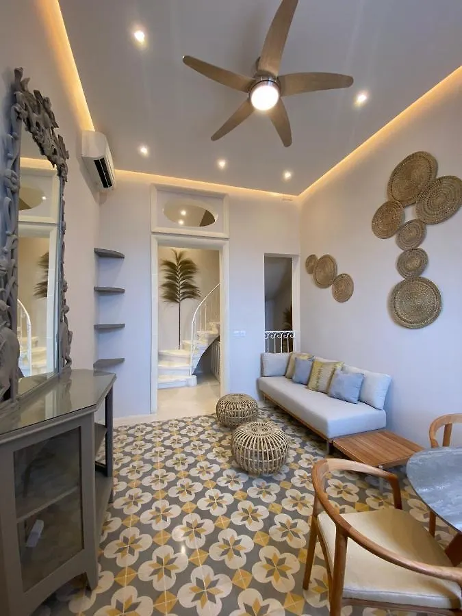 Stylish Seaview Valletta House